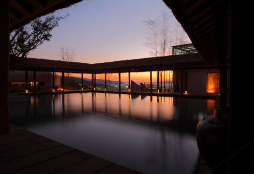 抚仙湖同尘院湖景温泉酒店外景图