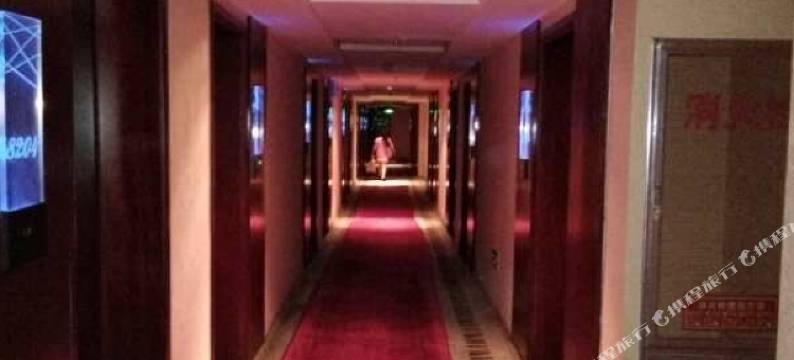 海东好来家品质酒店(西宁曹家堡机场店)图片