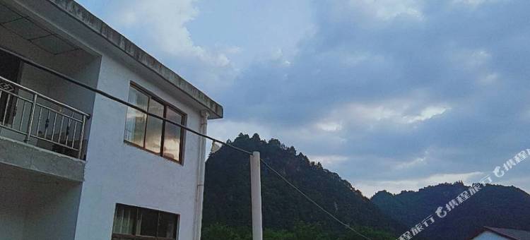 黎坪云雾人家酒店图片