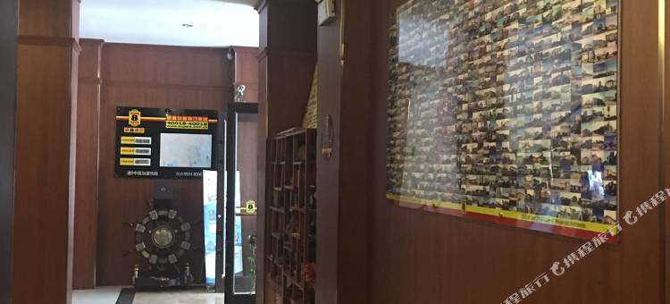 速8酒店(本溪火车站店)图片