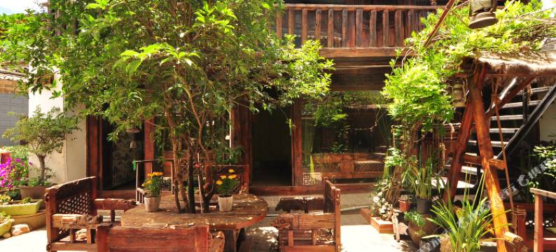 丽江南门客栈图片