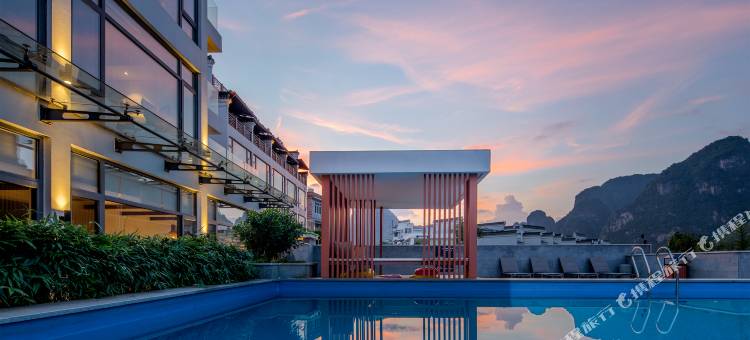 霁云上院度假酒店(阳朔十里画廊遇龙河店)图片