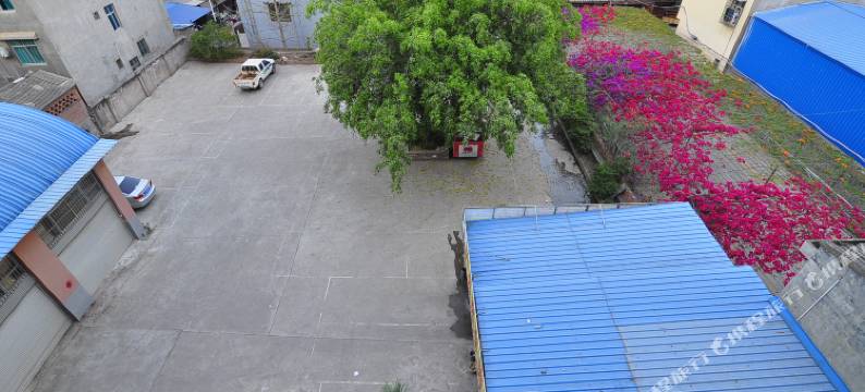 新平哀牢山酒店图片