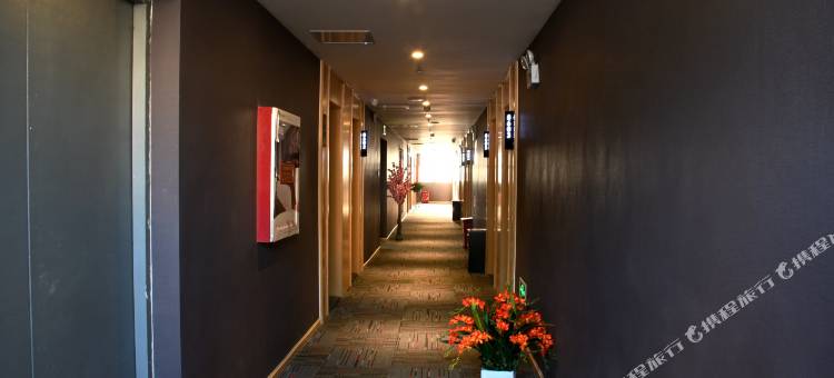 务川滨江大酒店图片