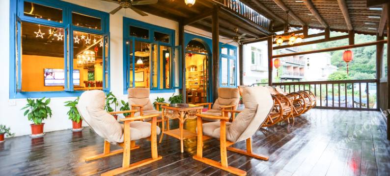 阳朔大四囍花宿(十里画廊遇龙河店)图片