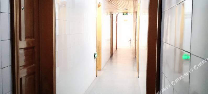 住哲酒店(遵义茅草铺店)图片