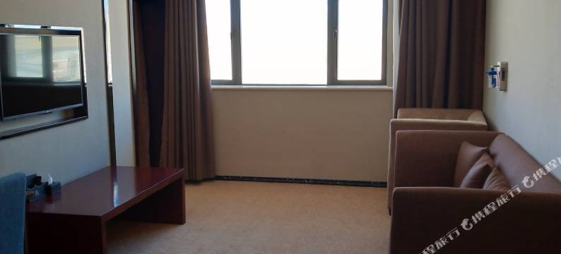 措勤信坤大酒店图片