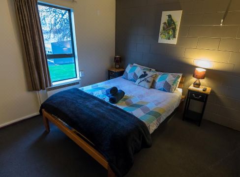 酒店 新西兰 基督城酒店 > 基督城全世界背包客旅馆(around the world