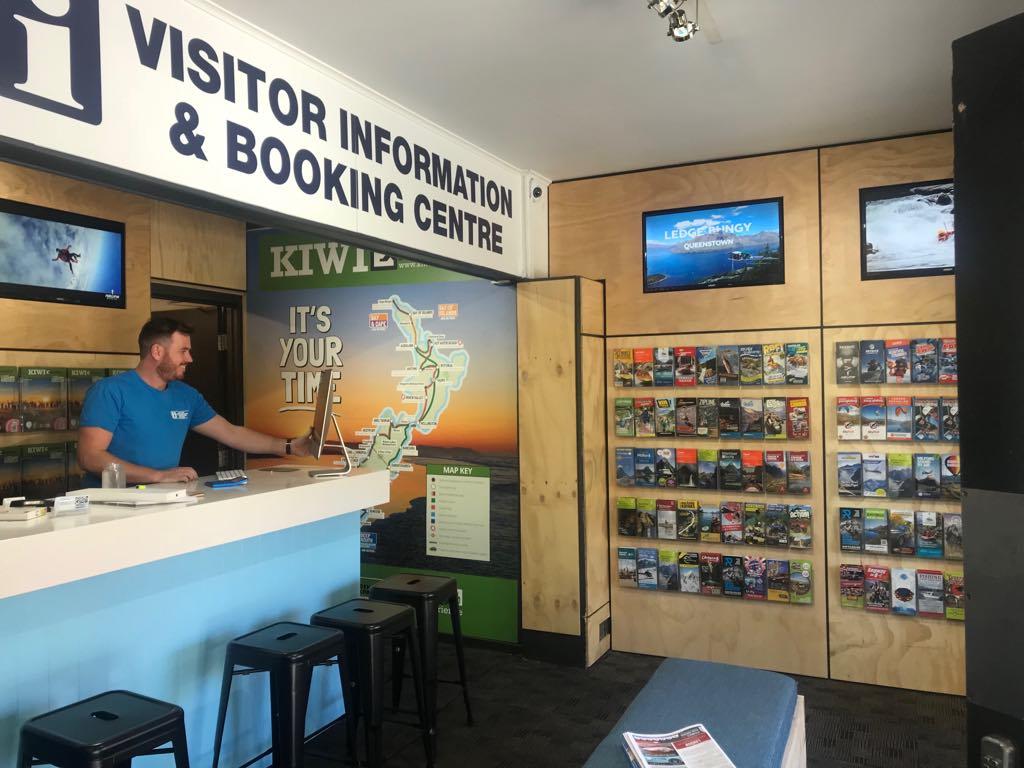 Pinewood QueenstownOver view