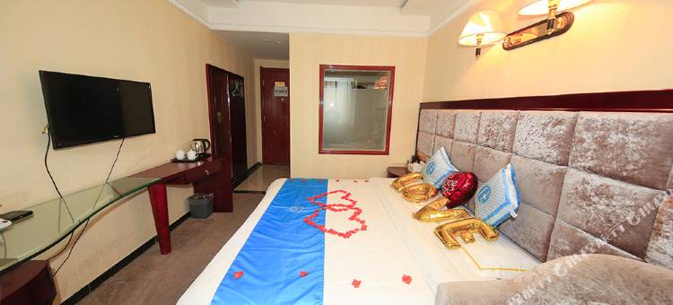 Q加·高台天悦电影主题酒店图片