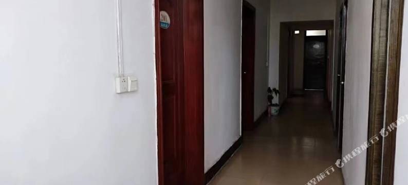 兴国均村旅馆(兴国县火车站店)图片