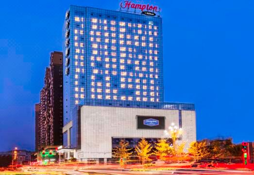 广元利州广场希尔顿欢朋酒店外景图