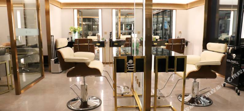 R酒店(青岛城阳店)图片