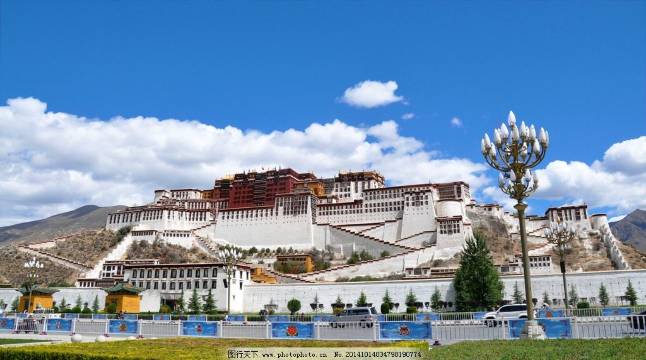 拉萨布达拉宫娘热南路亚朵酒店图片