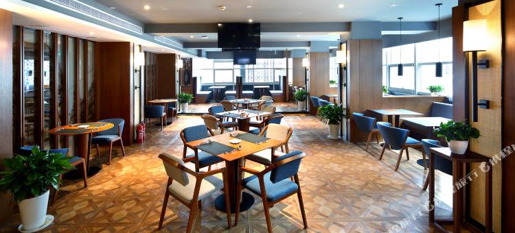 上海臻悦酒店(外滩四川北路店)图片