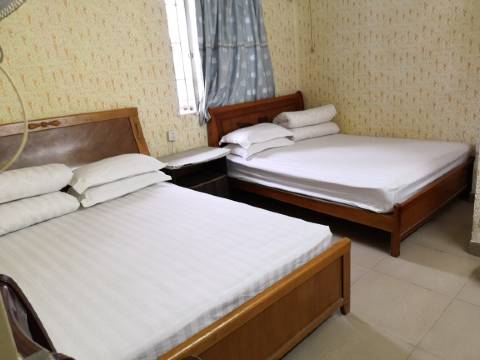 时代住宿(佛山朝安地铁站店)