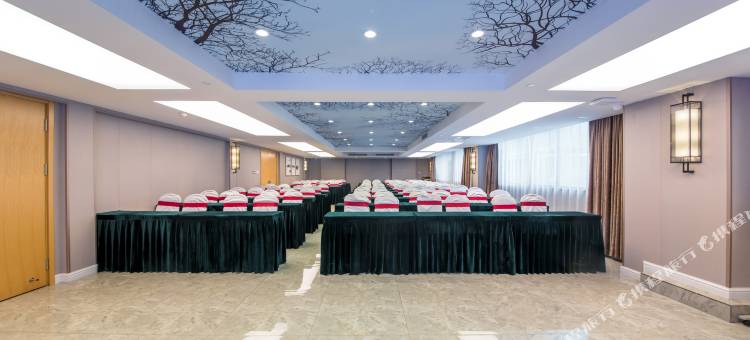 纽宾凯·尚居酒店(武汉华中科技大学佳园路地铁站店)图片