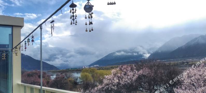 米林听风看水玻璃盒子别墅图片