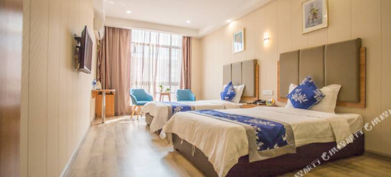 武汉金锦龙商务酒店(武汉东站店)图片