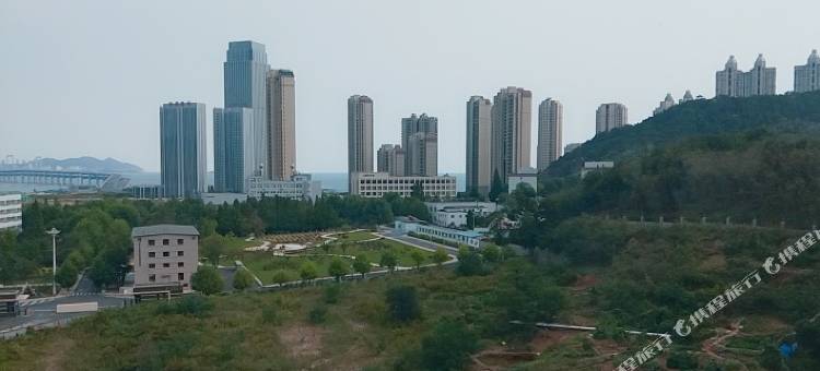 旭鸿公寓(大连万达广场店)图片