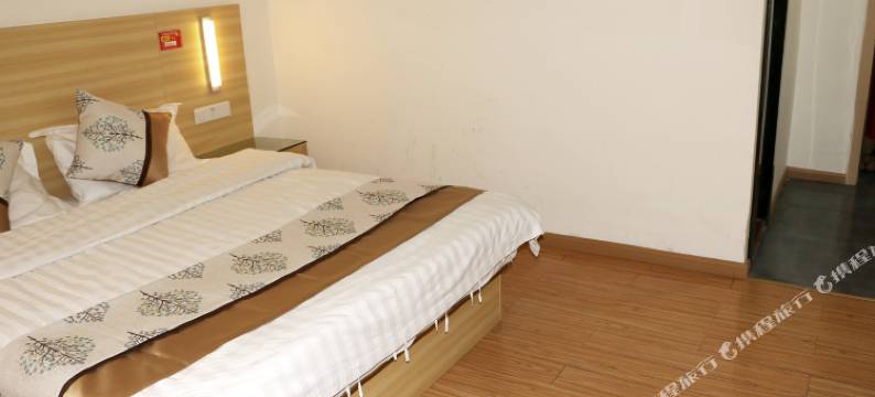 龙湖商务酒店(深圳龙岗南联地铁店)图片