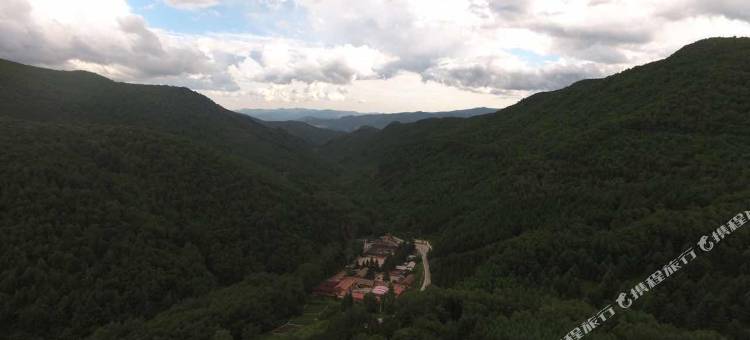 宁城松枫山庄图片
