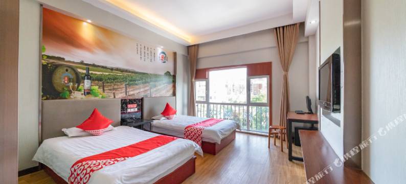 银川月映贺兰轻居酒店图片