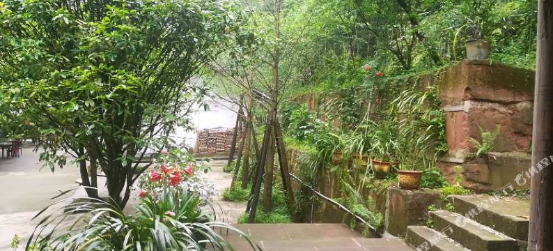 邛崃竹秀山庄图片