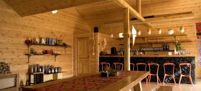 理塘格聂之眼龙金格登山居民宿图片