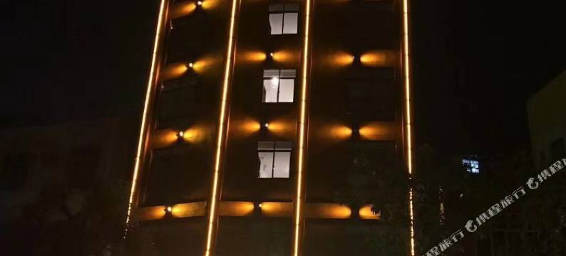 化州森思思酒店图片