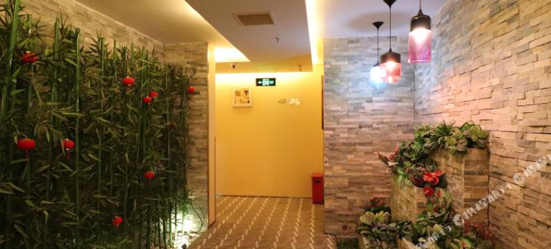 Zsmart智尚酒店(上海北外滩四川北路中心店)图片