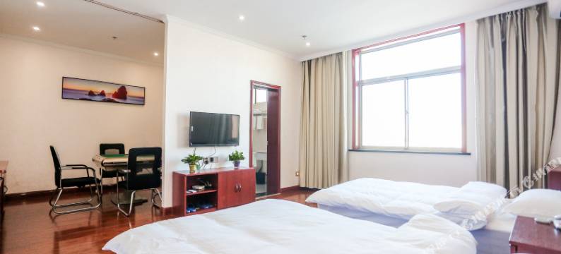 晋中鑫宏宝精品酒店(现代双语南门店)图片