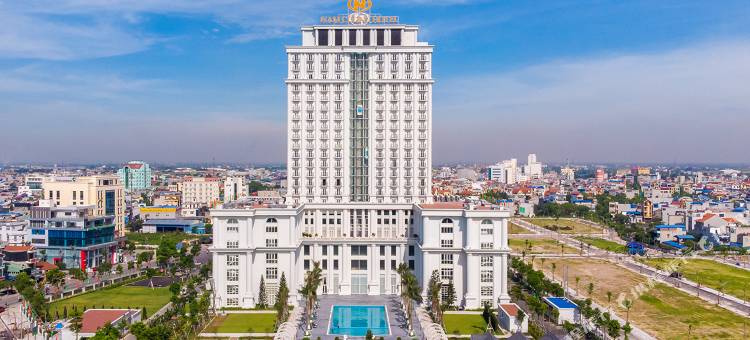 南强南定饭店(Nam Cuong Nam Dinh Hotel)图片