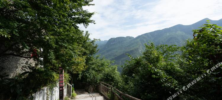 北川九皇山险山宾馆图片
