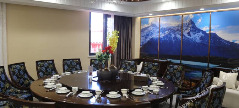 昌都悦之梦酒店图片