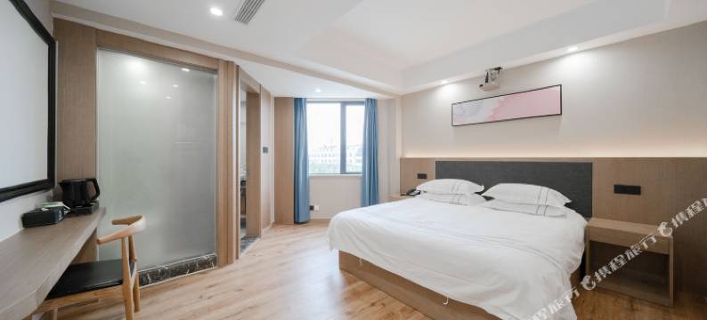 润家电影酒店(湖州市区店)图片