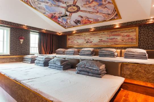 长沙小清新泳池别墅(开福大道分店)