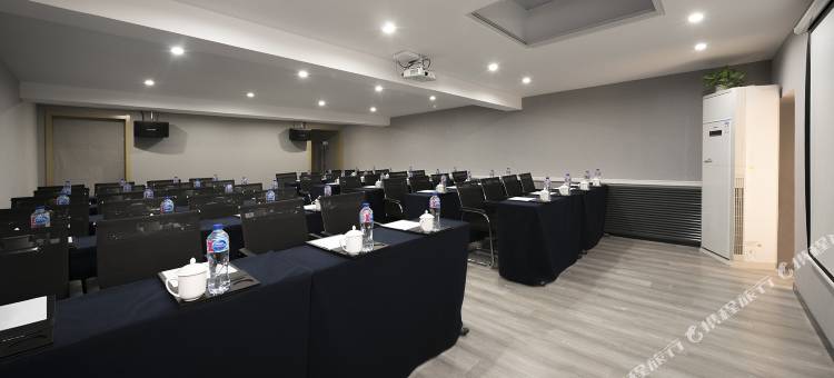 美豪丽致酒店(天津滨江道营口道地铁站店)图片