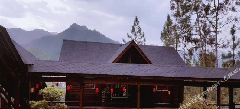 双龙湾生态园木屋民宿(浮梁墩口路店)图片