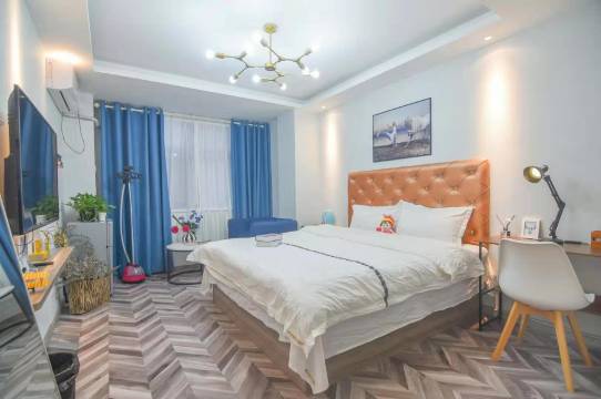 西安梦安民宿(南飞鸿乐荟中心三爻地铁站店)