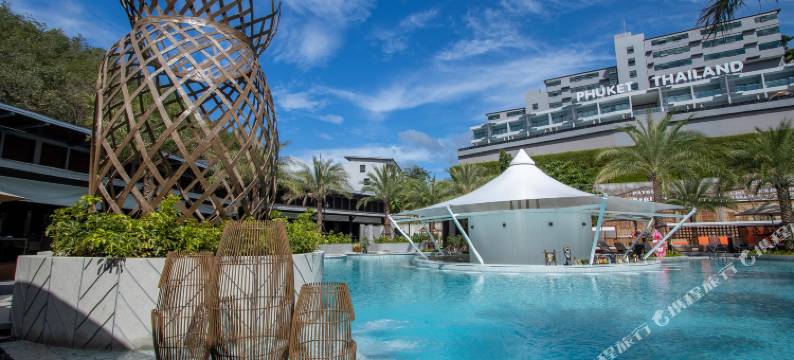 芭东湾山度假村(Patong Bay Hill Resort)图片