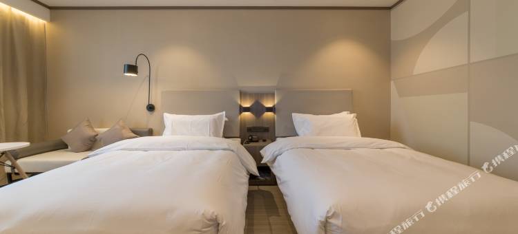 汉庭酒店(武汉软件新城花山新城地铁站店)图片