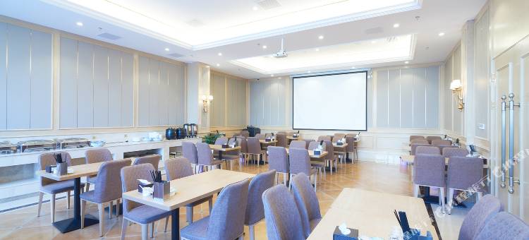 维也纳酒店(郑州惠济万达店)图片