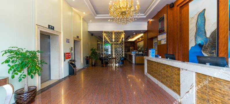 西雅图酒店(广州琶洲东圃客运站店)图片