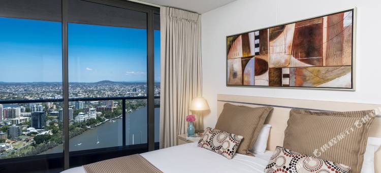 布里斯班奥罗拉盛橡套房酒店(Oaks Brisbane Aurora Suites)图片