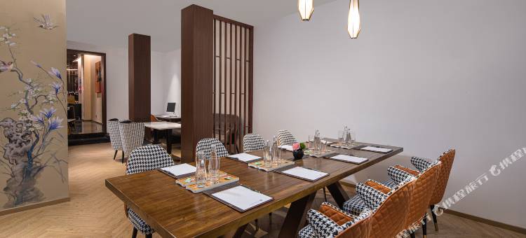 开臣璞锦酒店(义乌国际商贸城店)图片