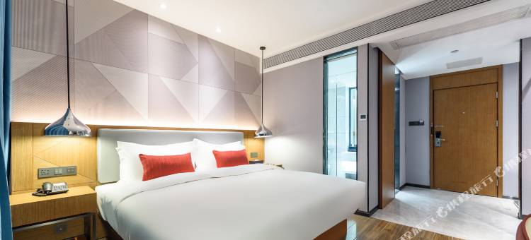 柏曼酒店(平南东湖店)图片