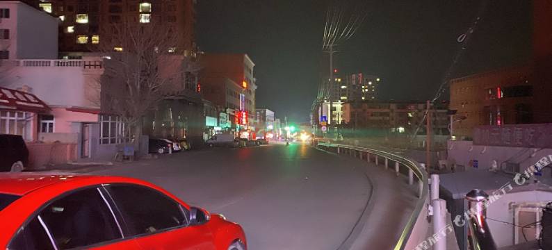 绥中致青春影视主题宾馆图片