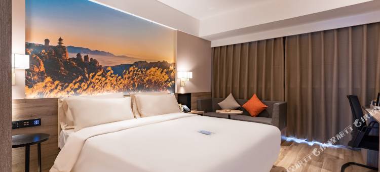 艾尚未来酒店(解放路店)图片