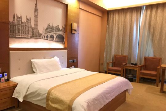 定南龙辉大酒店